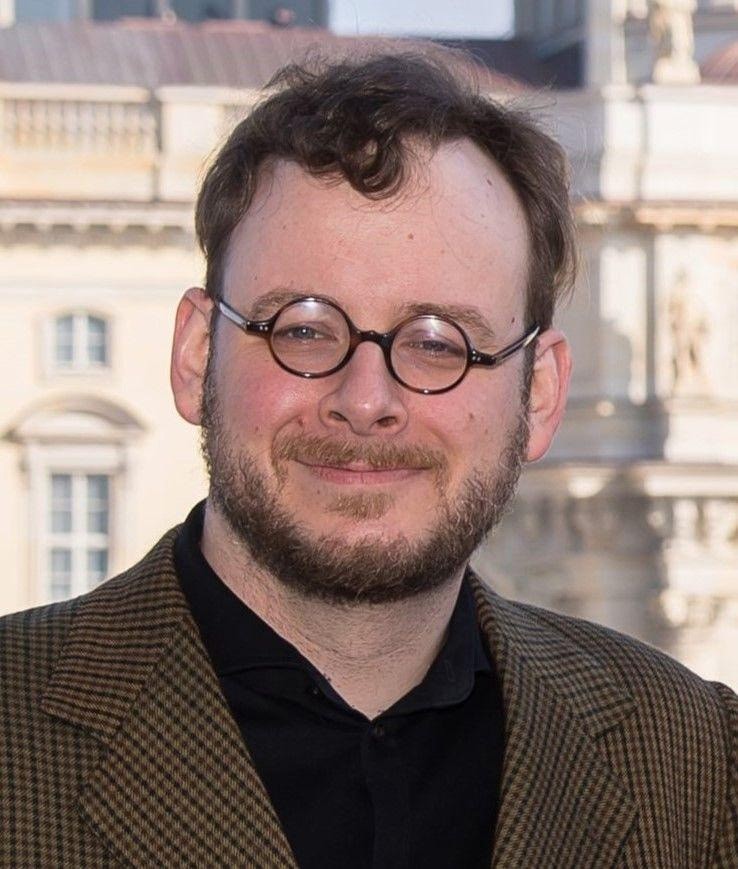 Portrait von Phillip Schmitz Residence Manager im Schinkelplatz Berlin