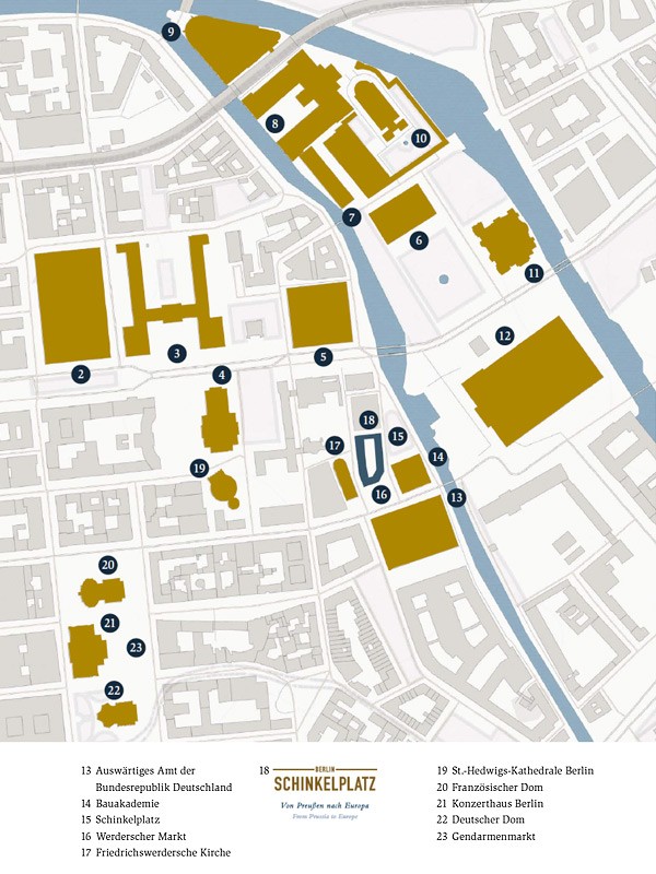 Lageplan mit nummerierten Sehenswürdigkeiten wie Bauakademie, Friedrichswerderscher Kirche und Gendarmenmarkt und dem Schinkelplatz-Ensemble